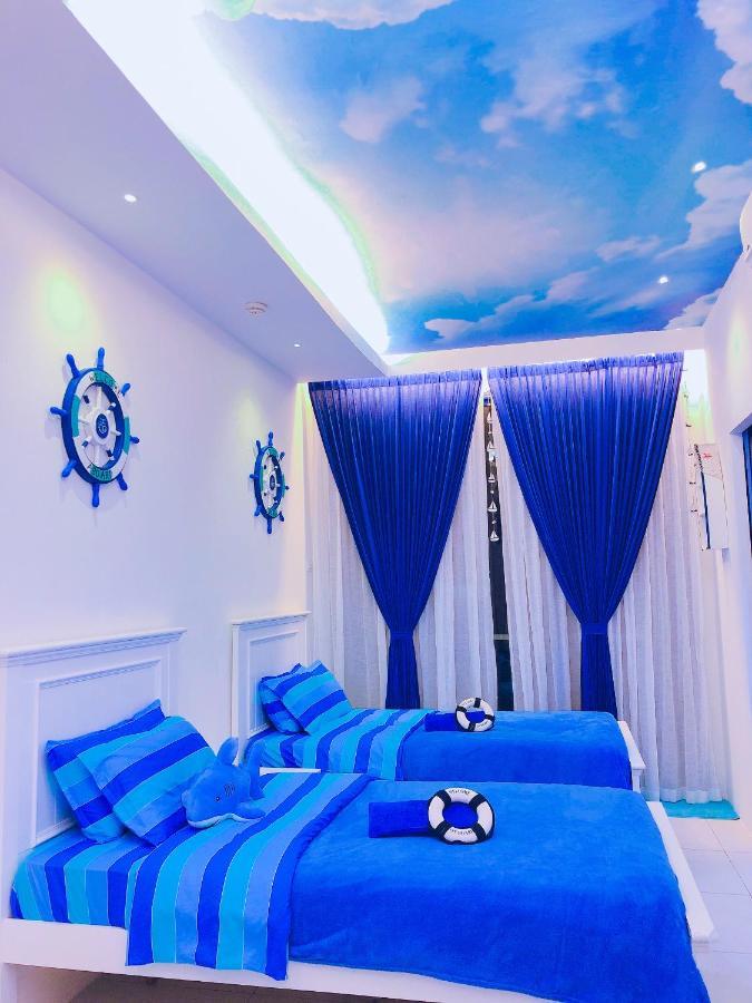 Cat City Mediterranean Theme City&Pool View Homestay 貓城地中海主題城市泳池風景民宿 Kuching Buitenkant foto